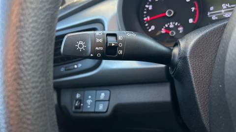 Kia Rio 1.2 CVVT 62kW (84CV) Drive