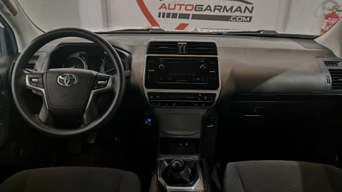 Toyota Land Cruiser 2.8 D-4D GX