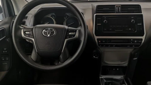 Toyota Land Cruiser 2.8 D-4D GX