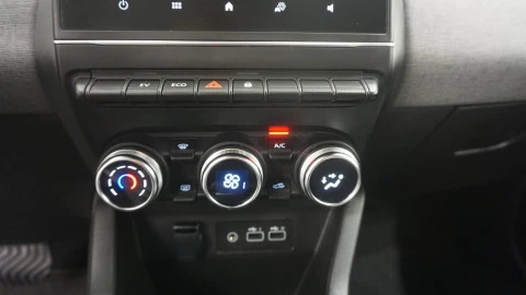 Renault Clio Evolution full hybrid E-Tech 145 (103Kw)