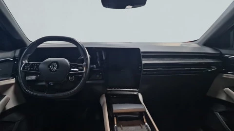 Renault Espace Iconic E-Tech full hybrid 146kW