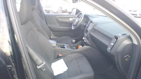 Volvo XC40 1.5 T2 Momentum Core