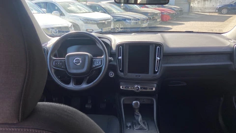 Volvo XC40 1.5 T2 Momentum Core