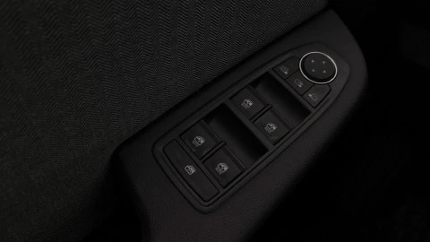 Renault Clio Techno TCe 90 (67kw)