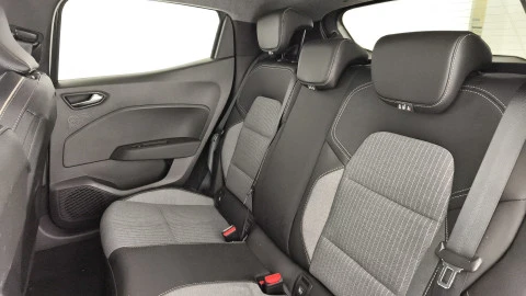 Renault Clio Techno TCe 90 (67kw)
