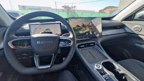 EBRO S800 1.6 TGDI Luxury 7 DCT