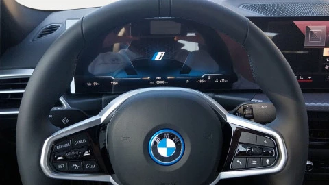 BMW i4 EDRIVE35