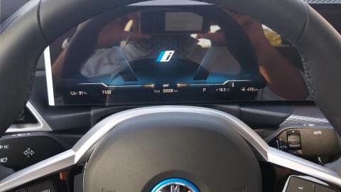 BMW i4 EDRIVE35