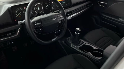 Kia K4 1.0 T-GDi MHEV Drive 85kW (115CV)