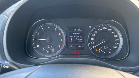 Hyundai Kona Essence 2WD
