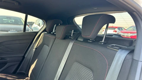 Ford Focus 1.0 Ecoboost MHEV 114kW ST-Line Auto