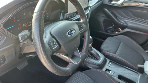 Ford Focus 1.0 Ecoboost MHEV 114kW ST-Line Auto