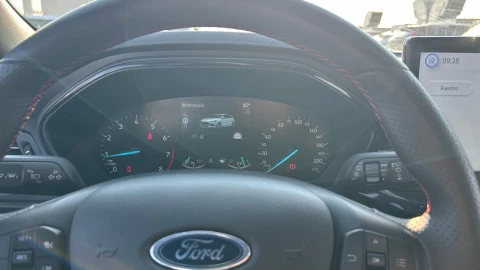 Ford Focus 1.0 Ecoboost MHEV 114kW ST-Line Auto