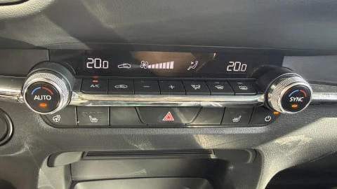 Mazda CX-30 2.5L e-SKYACT G MHEV 103kW AT Centr-Line