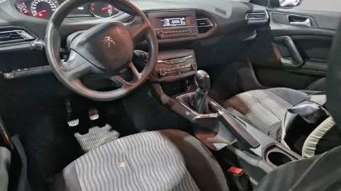 Peugeot 308 5p Access 1.6 BlueHDi 73KW (100CV)