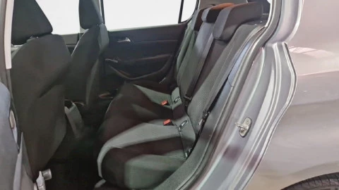 Peugeot 308 5p Access 1.6 BlueHDi 73KW (100CV)