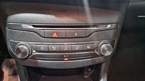 Peugeot 308 5p Access 1.6 BlueHDi 73KW (100CV)