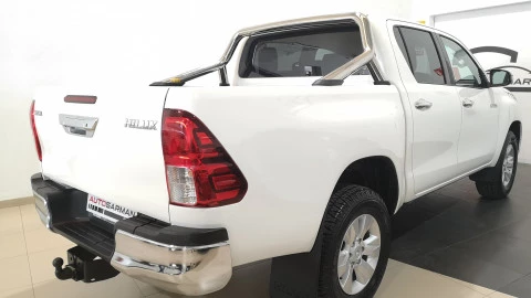 Toyota Hilux Hilux 2.4 D4D Cabina Doble VX