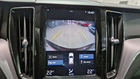 Volvo XC60 2.0 D4 Business Plus Auto