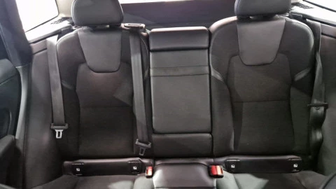 Volvo XC60 2.0 D4 Business Plus Auto