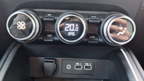 Renault Clio Techno E-Tech full hybrid 145 (103kw)