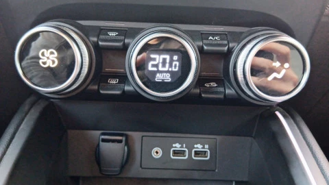 Renault Clio Techno E-Tech full hybrid 145 (103kw)