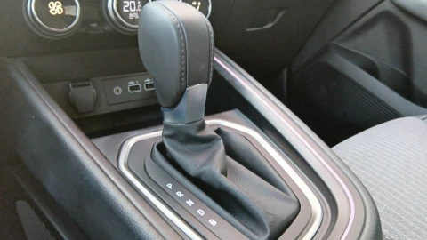 Renault Clio Techno E-Tech full hybrid 145 (103kw)