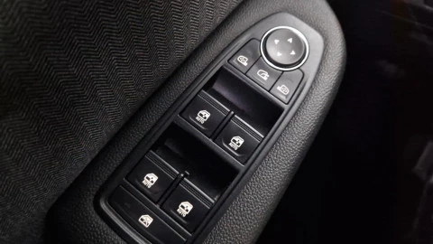 Renault Clio techno Eco-G 100cv (74kW)