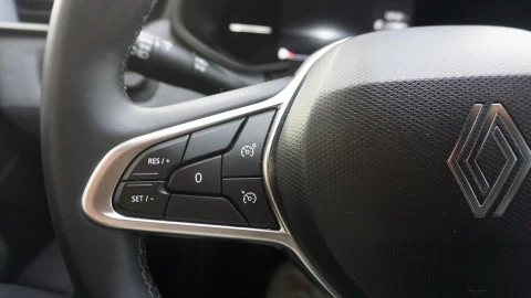 Renault Clio Techno TCe 90 (67kw)