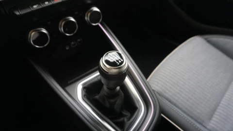 Renault Clio Techno TCe 90 (67kw)