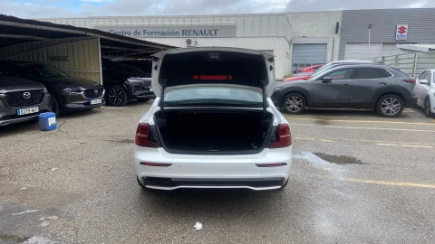 Volvo S60 B4(G) FWD Plus Dark Auto