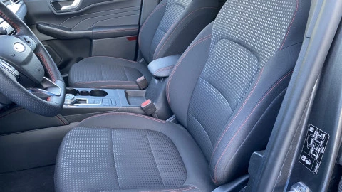 Ford Kuga ST-Line 2.5 Duratec FHEV 140kW Auto