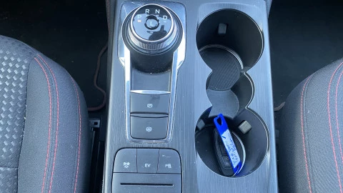 Ford Kuga ST-Line 2.5 Duratec FHEV 140kW Auto