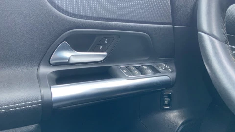 Mercedes-Benz Clase B B 180