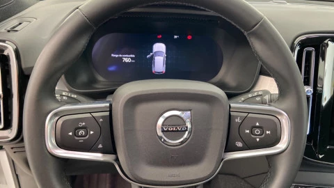 Volvo XC40 2.0 B3 G Core Auto