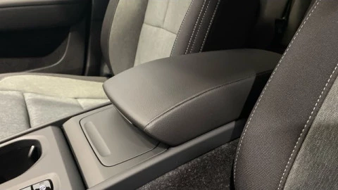 Volvo XC40 B3 G Core Auto 120 kW (163 CV)