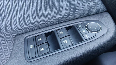 Renault Clio Techno E-Tech full hybrid 145 (103kw)