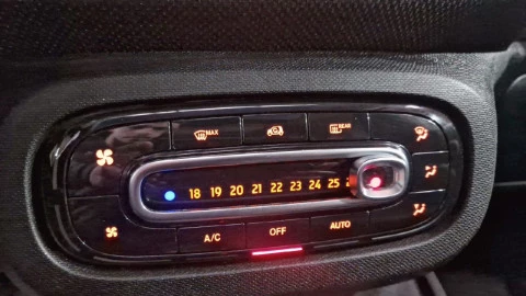 Smart fortwo 0.9 66kW (90CV) COUPE