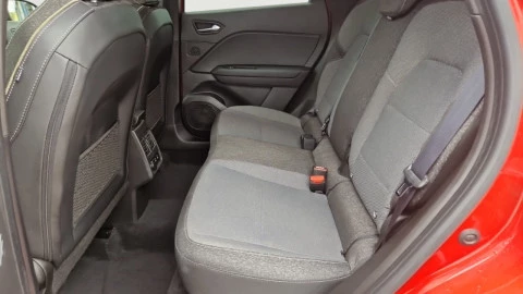 Renault Captur techno Eco-G 100cv (74 kW)