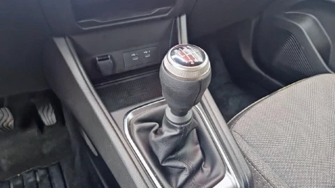 Renault Captur techno Eco-G 100cv (74 kW)