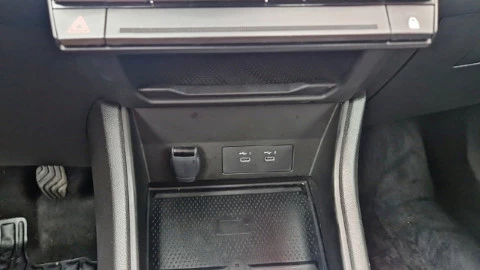 Renault Captur techno Eco-G 100cv (74 kW)