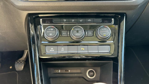 Volkswagen Touran Sport 1.6 TDI BMT