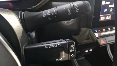 Renault Captur techno Eco-G 100cv (74 kW)