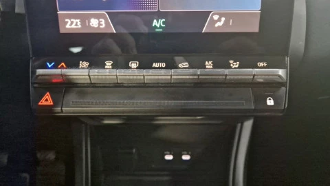 Renault Captur techno Eco-G 100cv (74 kW)