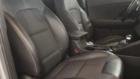 Kia Niro 1.6 GDi HEV 104kW (141CV) Drive