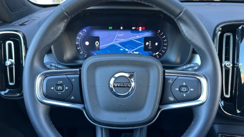 Volvo XC40 2.0 B3 G Core Auto