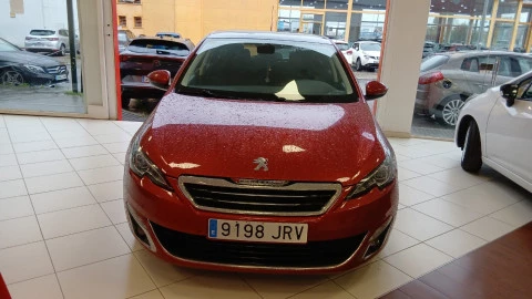 Peugeot 308 5p Allure 2.0 BlueHDi 150 EAT6