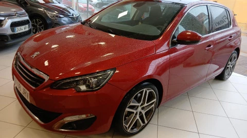 Peugeot 308 5p Allure 2.0 BlueHDi 150 EAT6