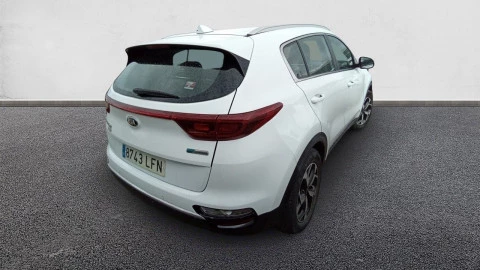 Kia Sportage 1.6 MHEV Business 100kW (136CV) 4x4