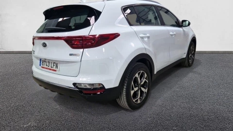 Kia Sportage 1.6 MHEV Business 100kW (136CV) 4x4